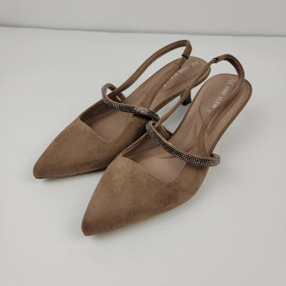 AK Anne Klein Akiliana Taupe Brown Rhinestone Slingback Kitten Heels 7.5M